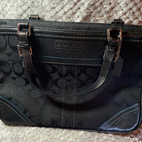Black coach purse $75 - Picture 1 of 4